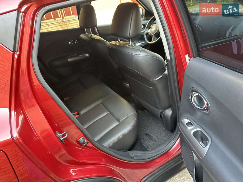 Позашляховик / Кросовер Nissan Juke 2012 в Києві