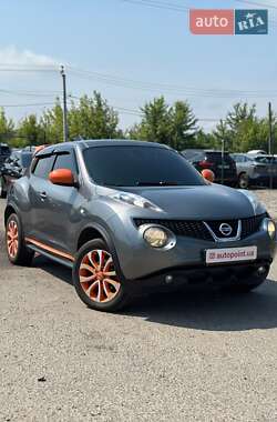 Позашляховик / Кросовер Nissan Juke 2013 в Білогородці