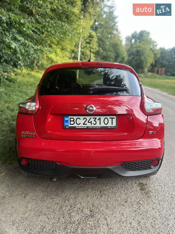 Позашляховик / Кросовер Nissan Juke 2015 в Львові