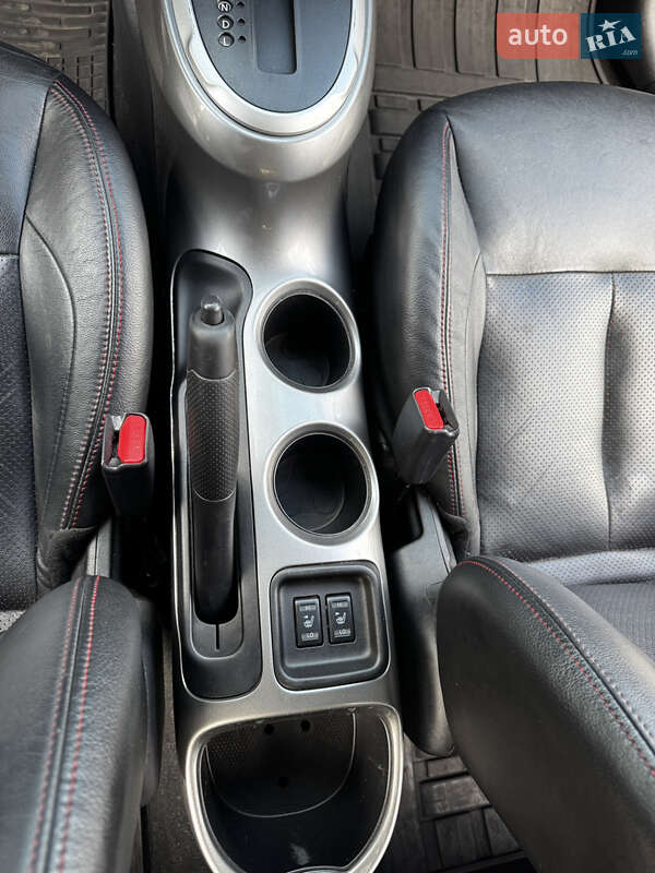 Позашляховик / Кросовер Nissan Juke 2013 в Києві