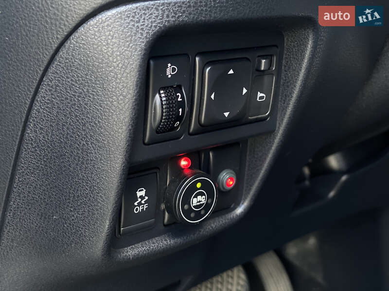 Внедорожник / Кроссовер Nissan Juke 2011 в Днепре фото 18 Внедорожник / Кроссовер Nissan Juke 2011 в Днепре