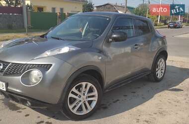 Внедорожник / Кроссовер Nissan Juke 2011 в Звягеле