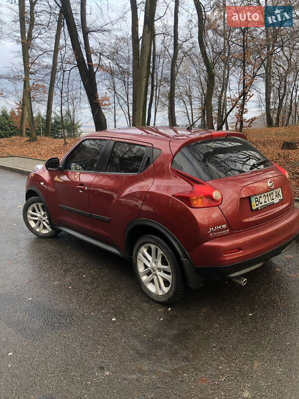 Позашляховик / Кросовер Nissan Juke 2012 в Львові