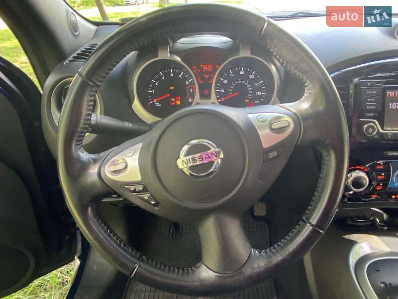 Позашляховик / Кросовер Nissan Juke 2015 в Кременчуці