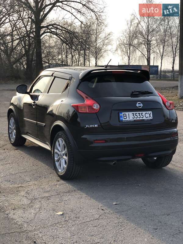 Внедорожник / Кроссовер Nissan Juke 2014 в Хороле