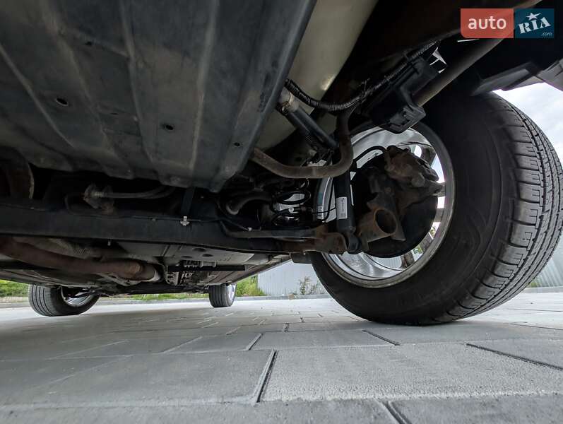 Внедорожник / Кроссовер Nissan Juke 2016 в Виннице