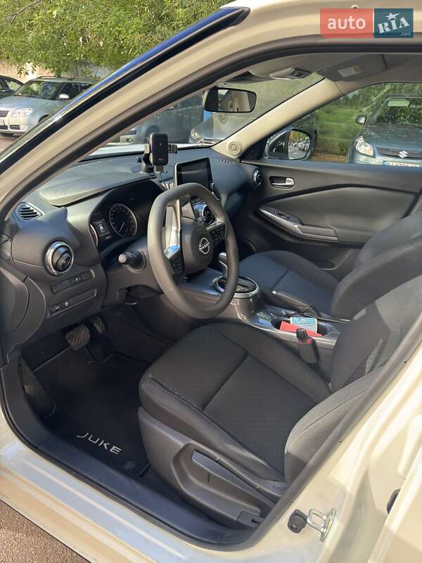 Внедорожник / Кроссовер Nissan Juke 2023 в Полтаве