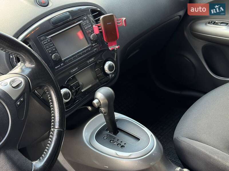 Внедорожник / Кроссовер Nissan Juke 2013 в Каменец-Подольском