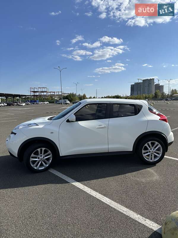 Позашляховик / Кросовер Nissan Juke 2013 в Києві