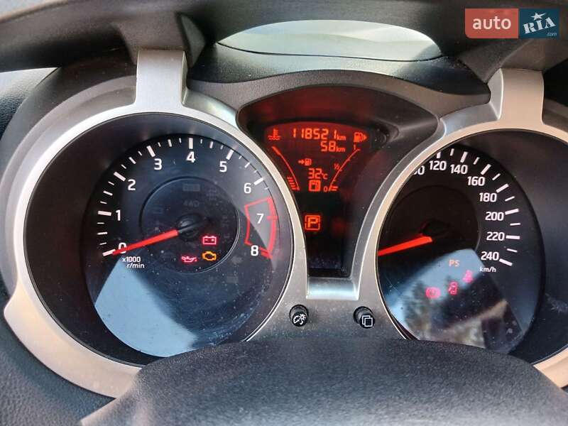 Позашляховик / Кросовер Nissan Juke 2014 в Києві