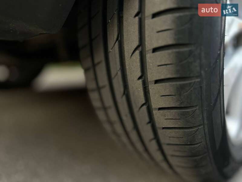 Позашляховик / Кросовер Nissan Juke 2011 в Вінниці