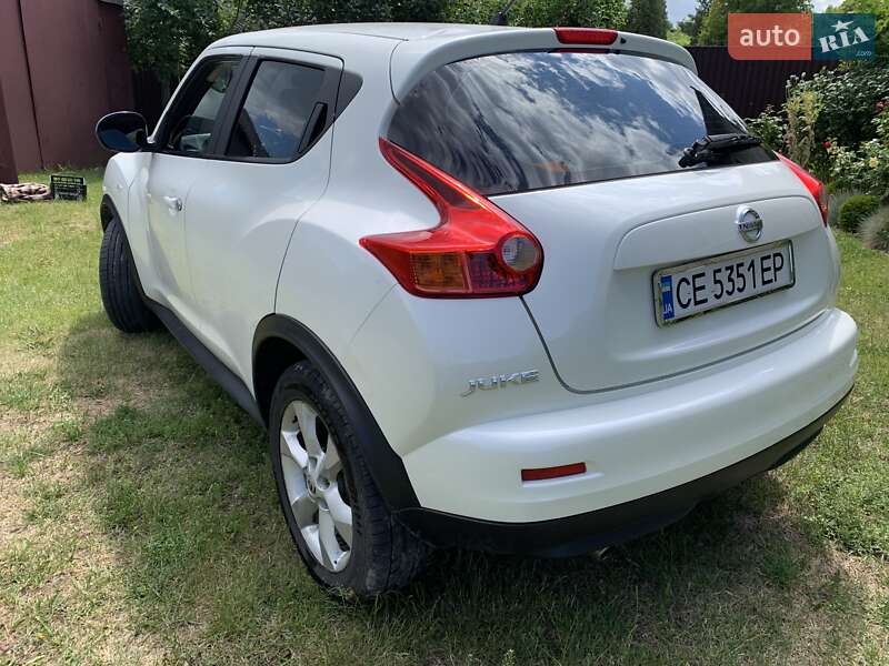 Внедорожник / Кроссовер Nissan Juke 2013 в Ивано-Франковске