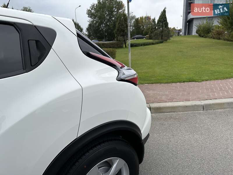 Внедорожник / Кроссовер Nissan Juke 2019 в Киеве