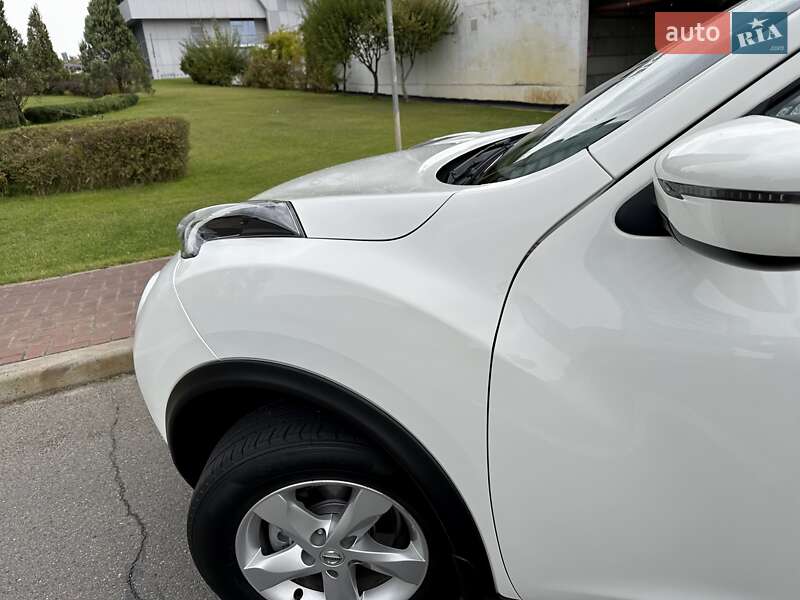 Внедорожник / Кроссовер Nissan Juke 2019 в Киеве