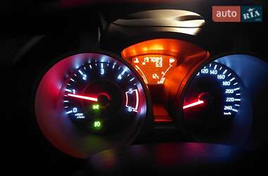 Позашляховик / Кросовер Nissan Juke 2012 в Чернігові