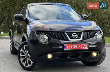 Внедорожник / Кроссовер Nissan Juke 2013 в Новояворовске