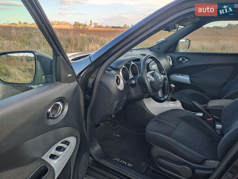 Внедорожник / Кроссовер Nissan Juke 2015 в Звягеле фото 30 Внедорожник / Кроссовер Nissan Juke 2015 в Звягеле