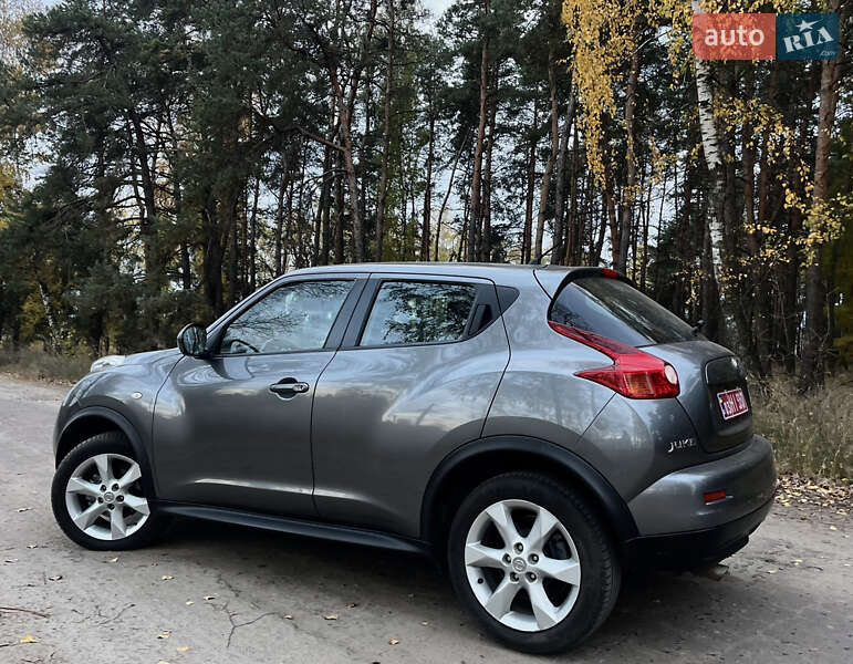 Позашляховик / Кросовер Nissan Juke 2011 в Охтирці