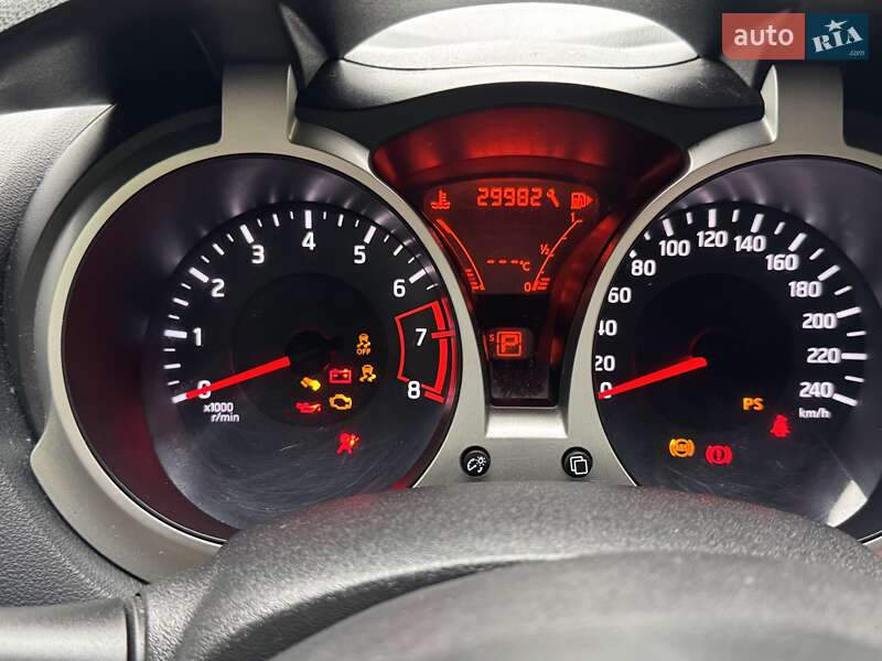Внедорожник / Кроссовер Nissan Juke 2011 в Ровно