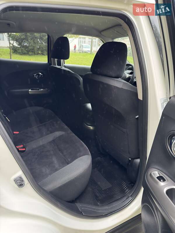 Внедорожник / Кроссовер Nissan Juke 2011 в Ровно