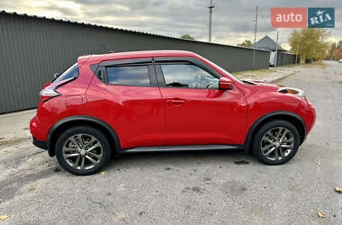 Позашляховик / Кросовер Nissan Juke 2014 в 