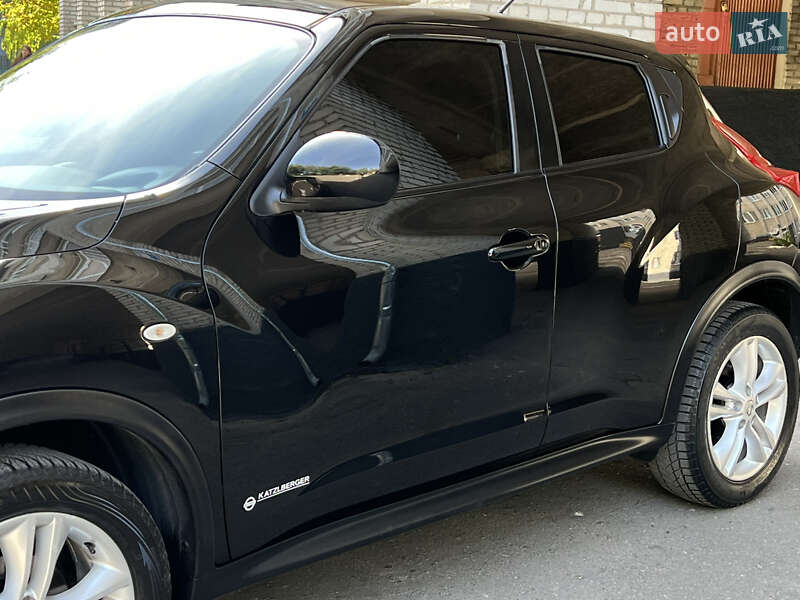 Внедорожник / Кроссовер Nissan Juke 2011 в Ковеле