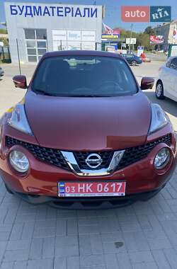 Внедорожник / Кроссовер Nissan Juke 2016 в Хмельницком