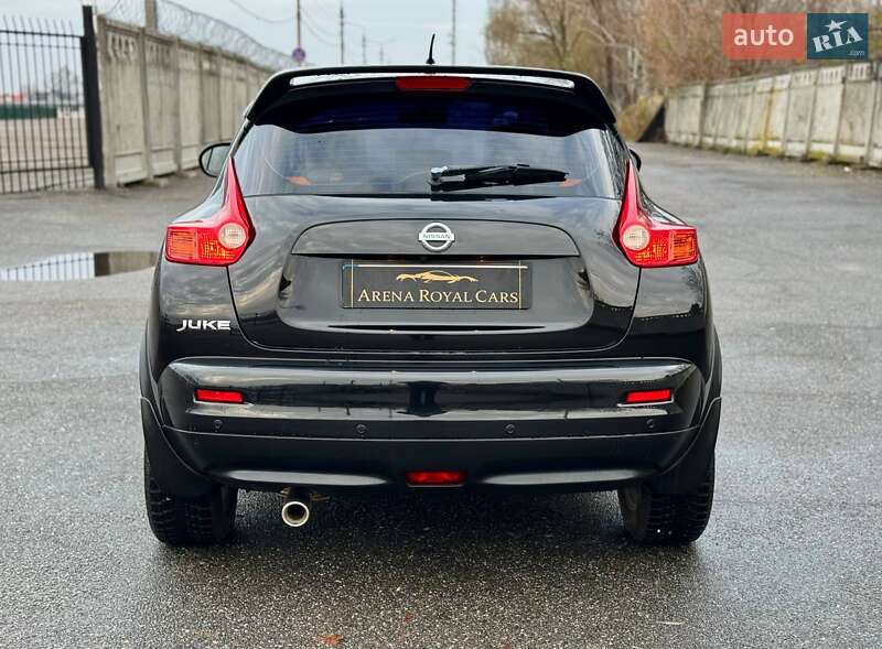 Позашляховик / Кросовер Nissan Juke 2011 в Києві