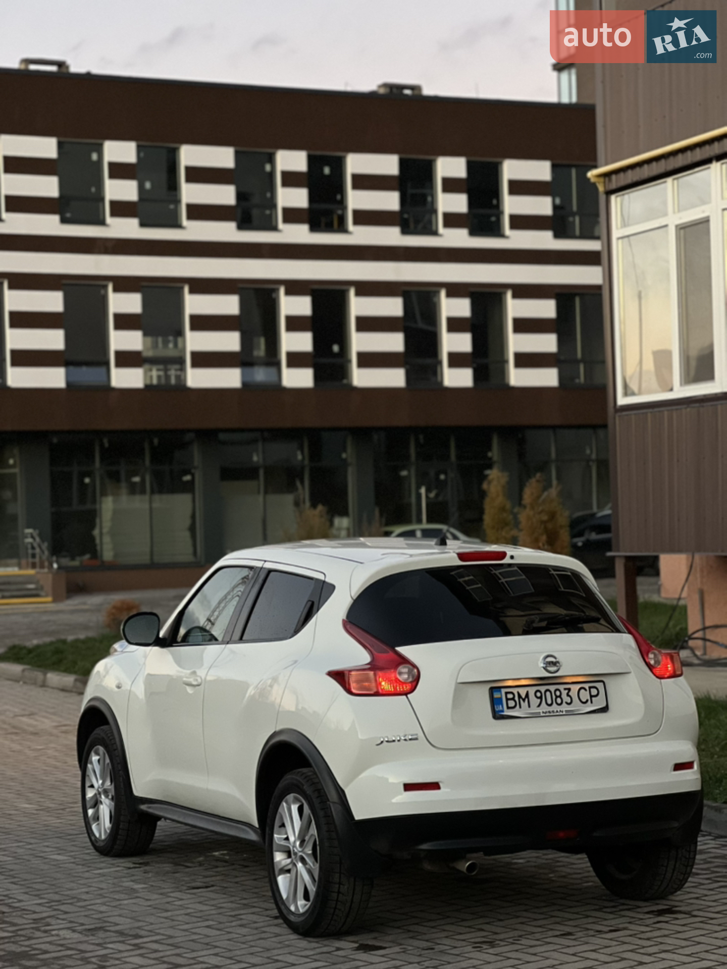 2012 Nissan Juke - мініатюра 2