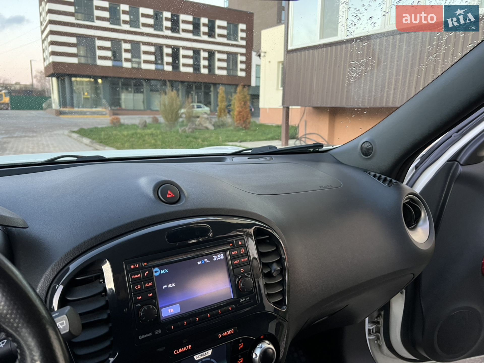 2012 Nissan Juke - мініатюра 20