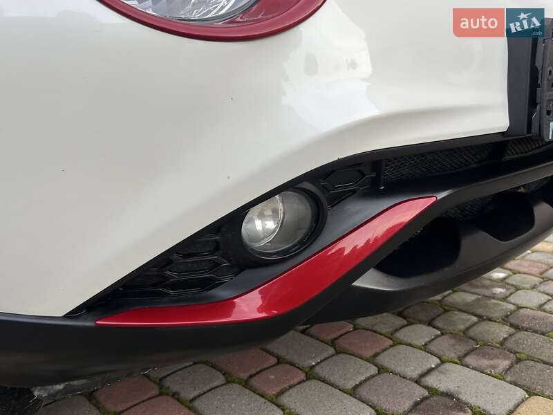 Позашляховик / Кросовер Nissan Juke 2017 в Івано-Франківську фото 38 Позашляховик / Кросовер Nissan Juke 2017 в Івано-Франківську