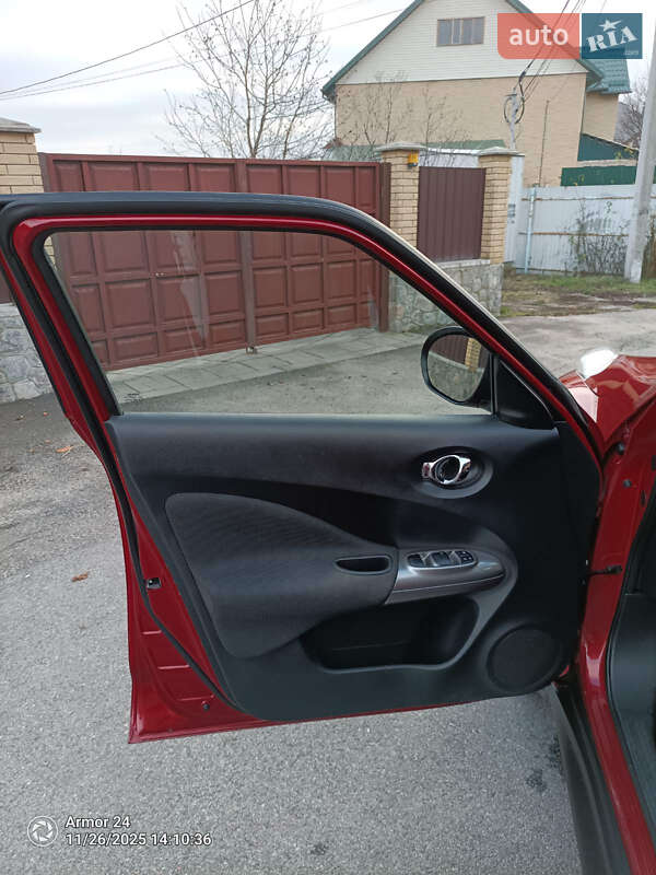 Позашляховик / Кросовер Nissan Juke 2014 в Полтаві