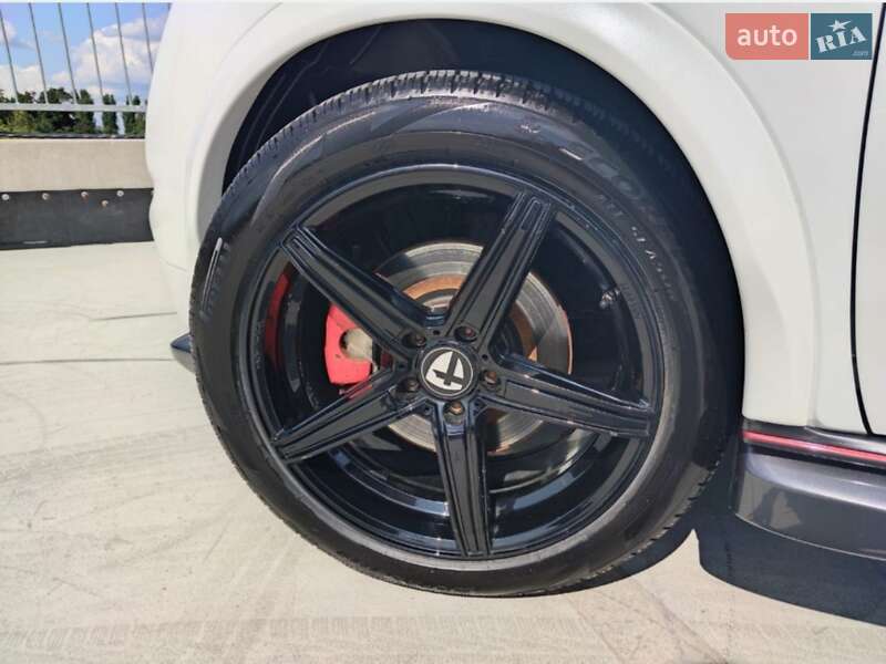 Внедорожник / Кроссовер Nissan Juke 2016 в Киеве