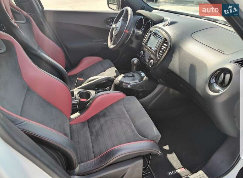 Внедорожник / Кроссовер Nissan Juke 2016 в Киеве