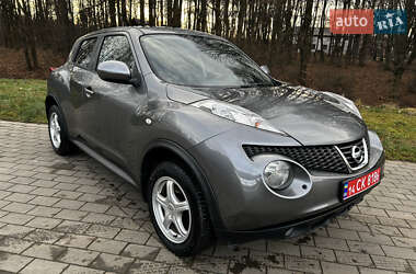 Внедорожник / Кроссовер Nissan Juke 2010 в Калуше