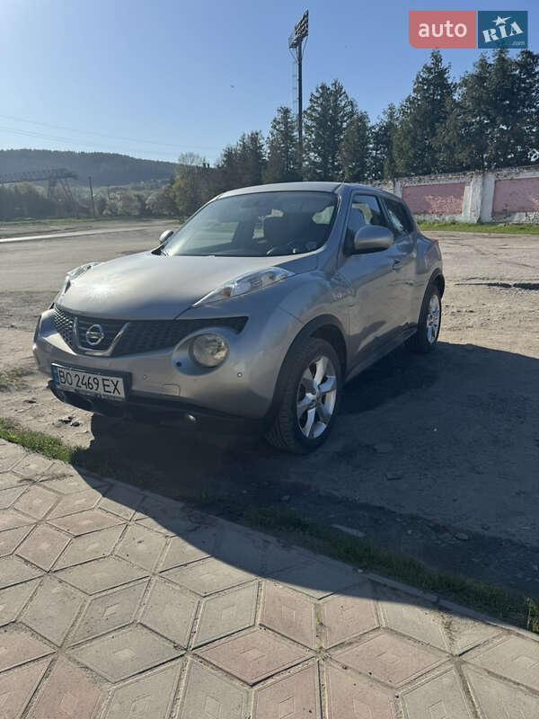 Позашляховик / Кросовер Nissan Juke 2011 в Бережанах