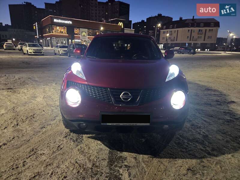 Позашляховик / Кросовер Nissan Juke 2012 в Києві