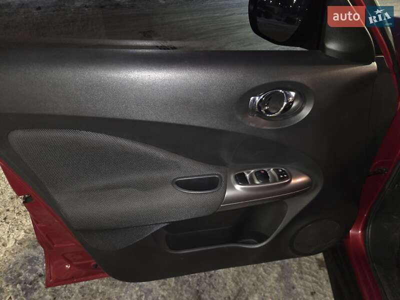 Позашляховик / Кросовер Nissan Juke 2012 в Києві