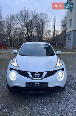 Внедорожник / Кроссовер Nissan Juke 2015 в Николаеве