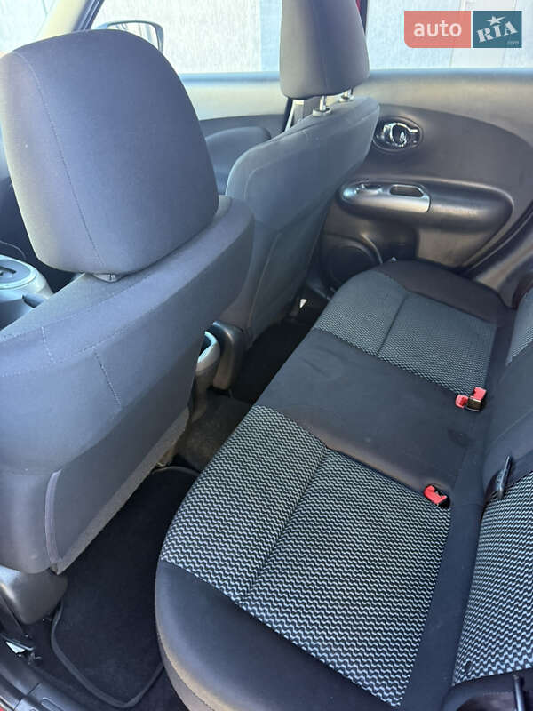 Внедорожник / Кроссовер Nissan Juke 2015 в Шептицькому