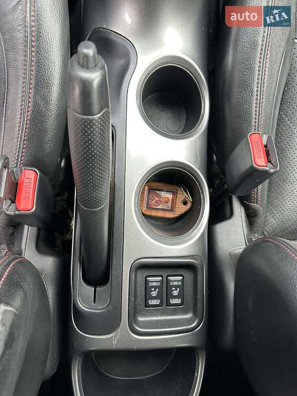 Позашляховик / Кросовер Nissan Juke 2011 в Одесі