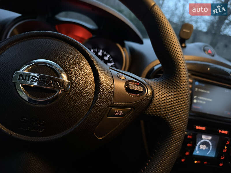 Внедорожник / Кроссовер Nissan Juke 2014 в Одессе