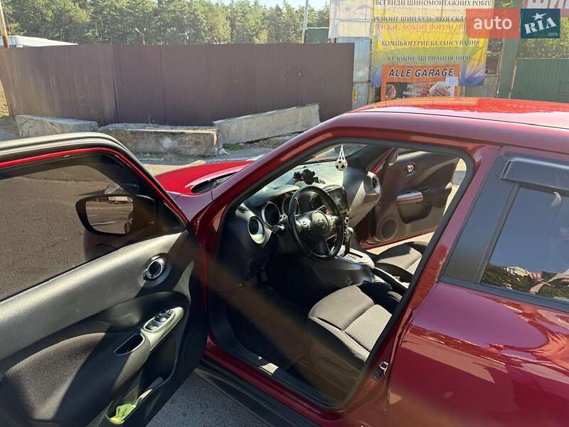 Внедорожник / Кроссовер Nissan Juke 2017 в Киеве