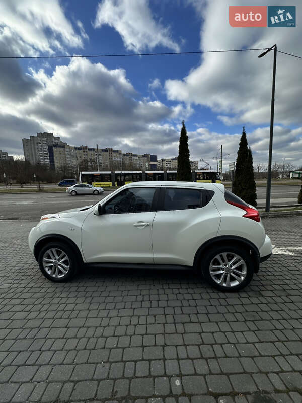 Внедорожник / Кроссовер Nissan Juke 2010 в Львове