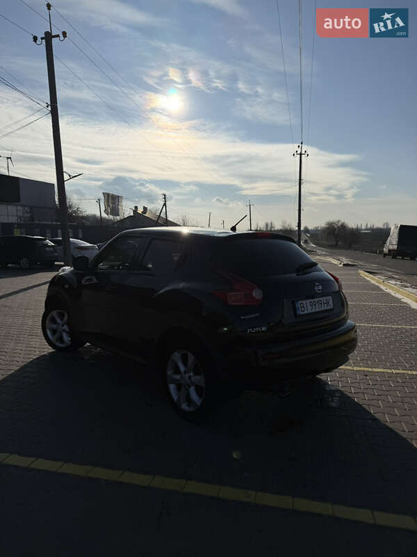 Внедорожник / Кроссовер Nissan Juke 2013 в Полтаве