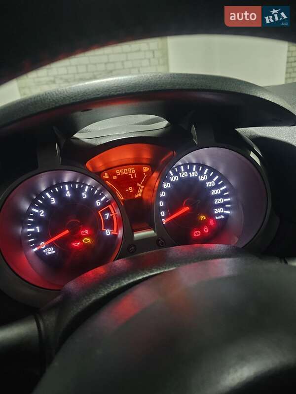 Внедорожник / Кроссовер Nissan Juke 2011 в Львове