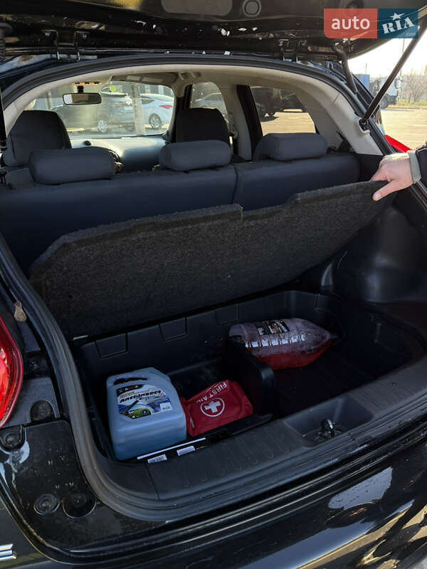 Внедорожник / Кроссовер Nissan Juke 2013 в Полтаве