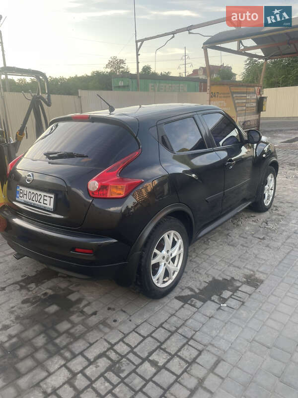 Внедорожник / Кроссовер Nissan Juke 2011 в Одессе