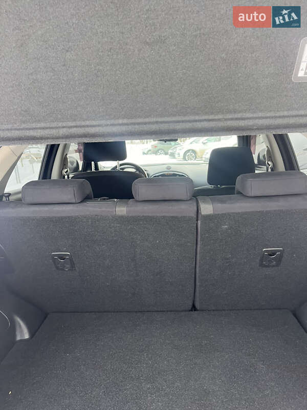 Внедорожник / Кроссовер Nissan Juke 2013 в Львове фото 9 Внедорожник / Кроссовер Nissan Juke 2013 в Львове