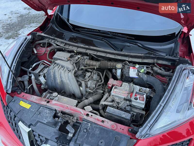 Внедорожник / Кроссовер Nissan Juke 2016 в Львове фото 65 Внедорожник / Кроссовер Nissan Juke 2016 в Львове